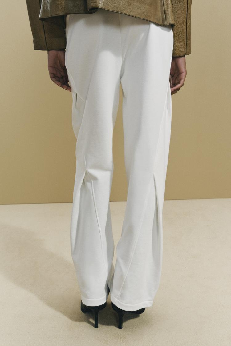 PANTALON JOGGER À PLIS