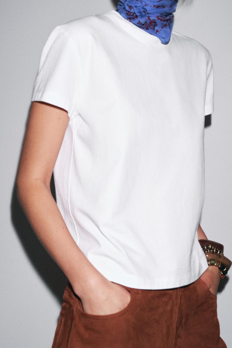 T-SHIRT REGULAR FIT