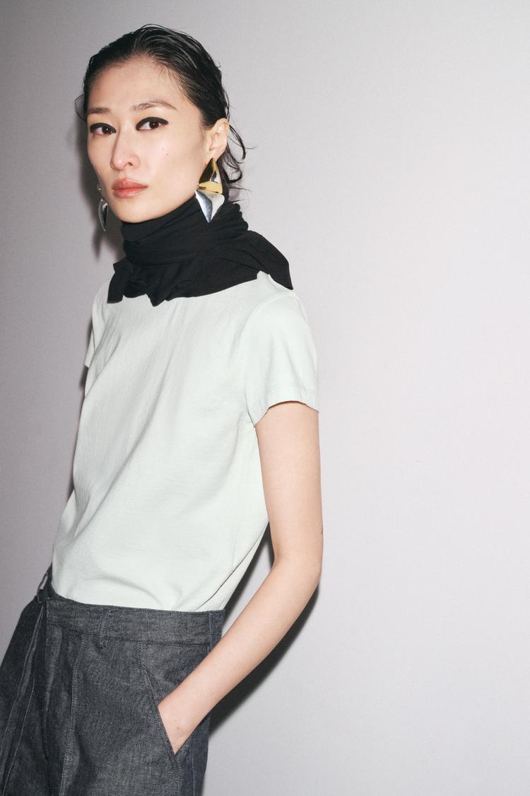 T-SHIRT REGULAR FIT