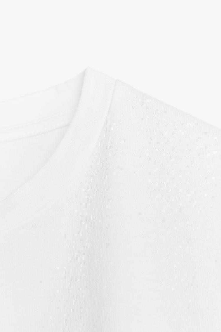 T-SHIRT LOOSE FIT