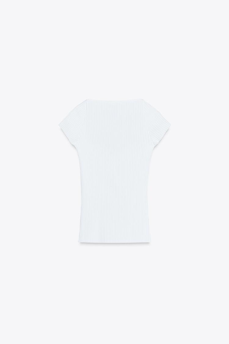 TOP CÔTELÉ DÉCOLLETÉ CŒUR