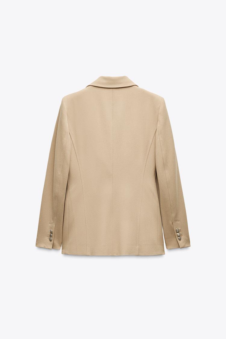 BLAZER AJUSTÉ AVEC ÉPAULETTES