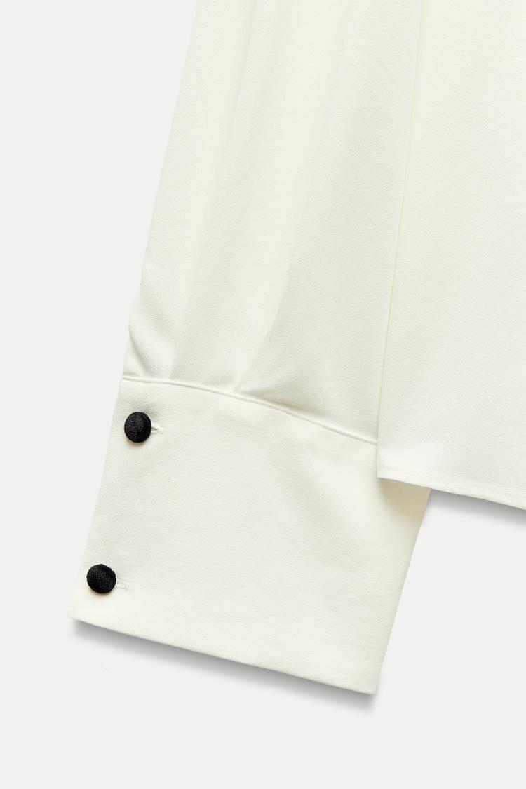 CHEMISE À NŒUDS