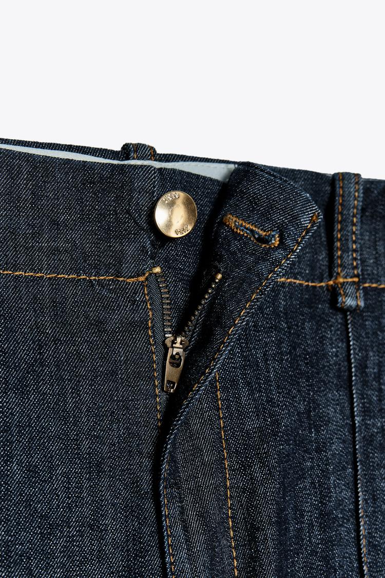 PANTALON BOOTCUT NERVURE