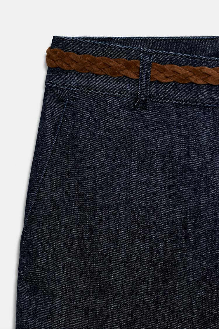 PANTALON CHINO AVEC CEINTURE TRESSÉE
