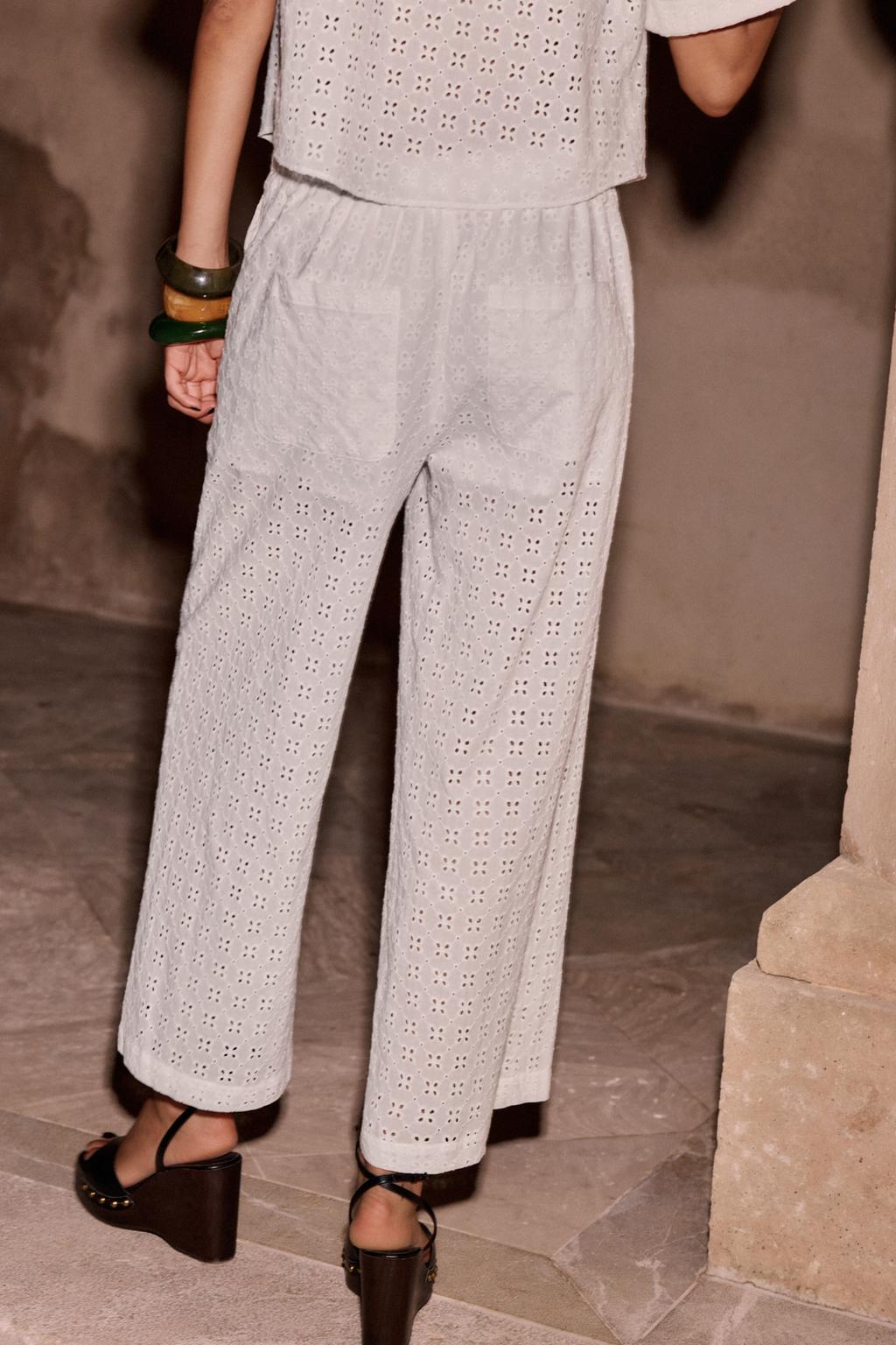 PANTALON JUPE-CULOTTE BRODERIES AJOURÉES