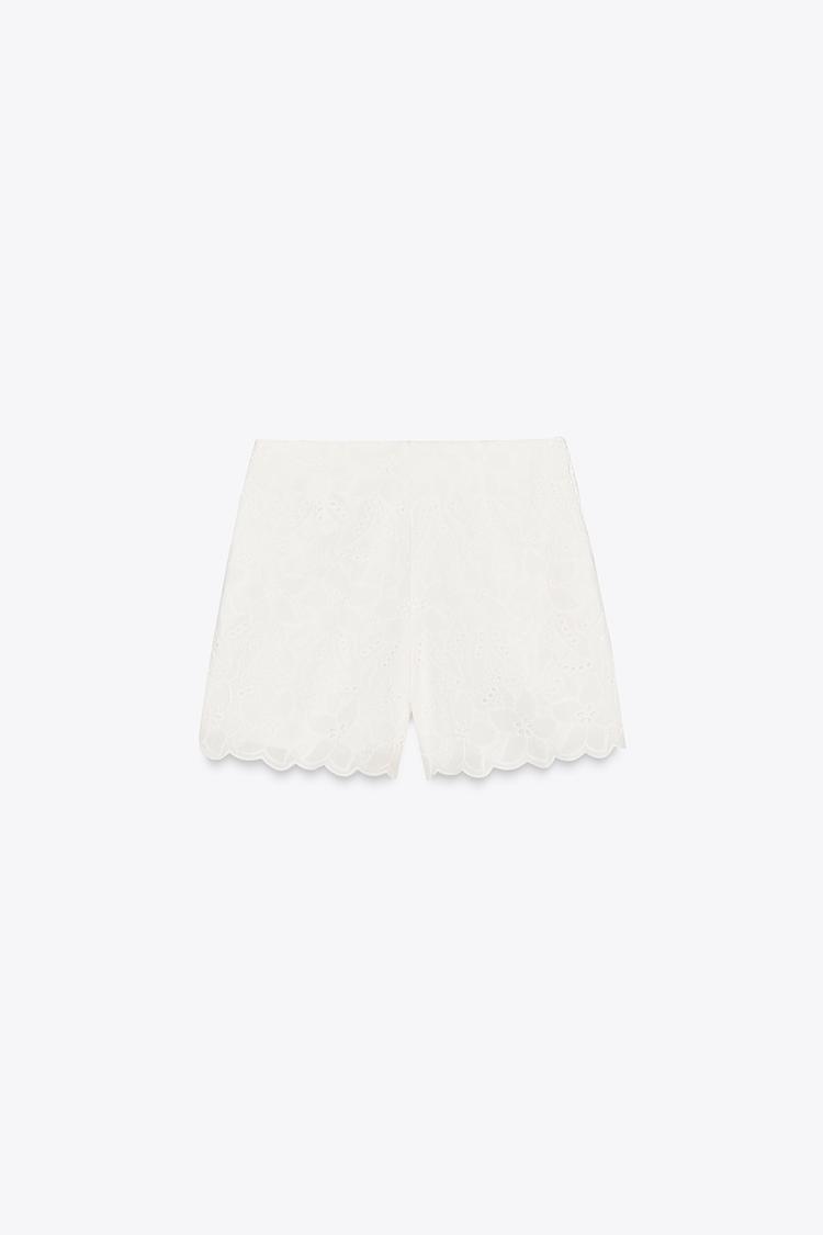 ENSEMBLE BLAZER AVEC BRODERIE AJOURÉE | SHORT À BRODERIES PERFORÉES