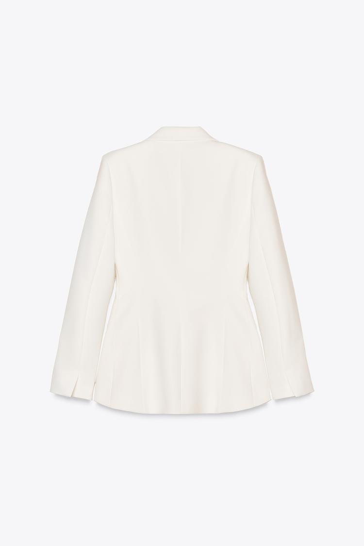 BLAZER AJUSTÉ AVEC ÉPAULETTES