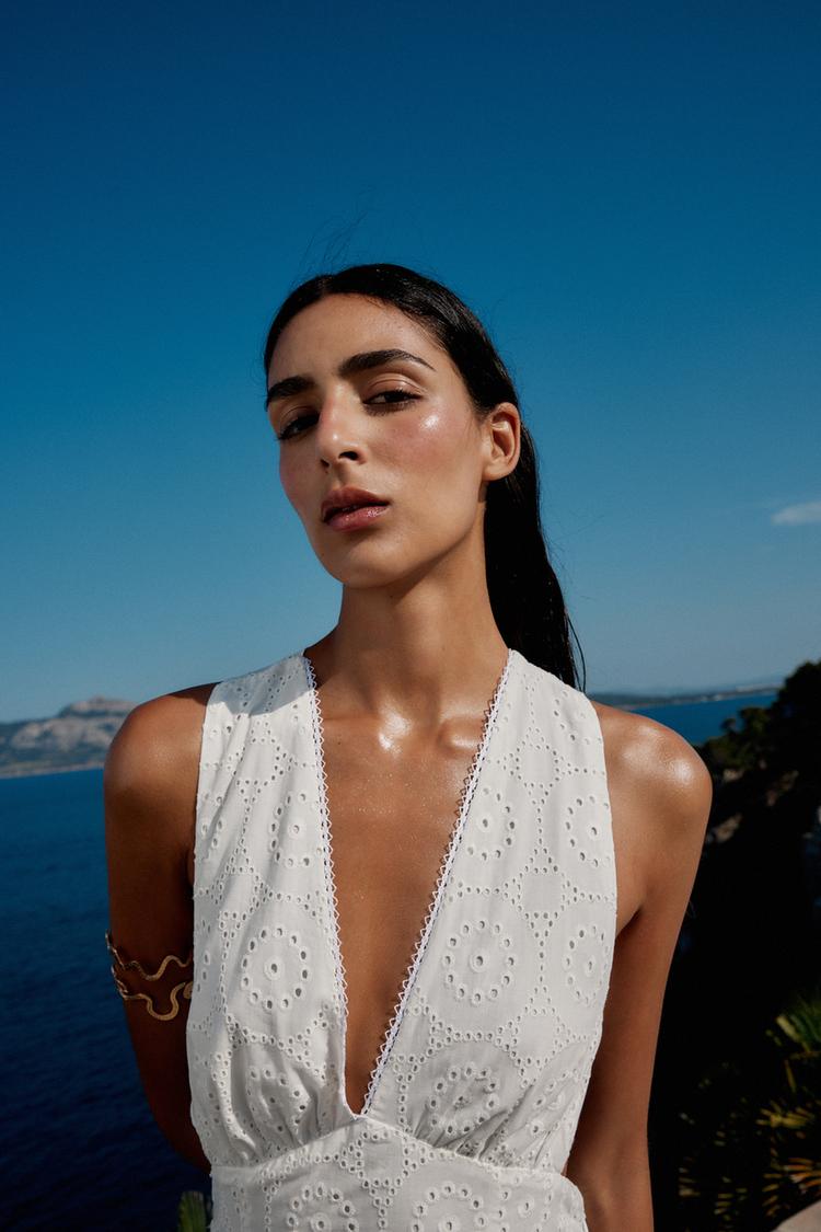 ROBE MIDI BRODÉE