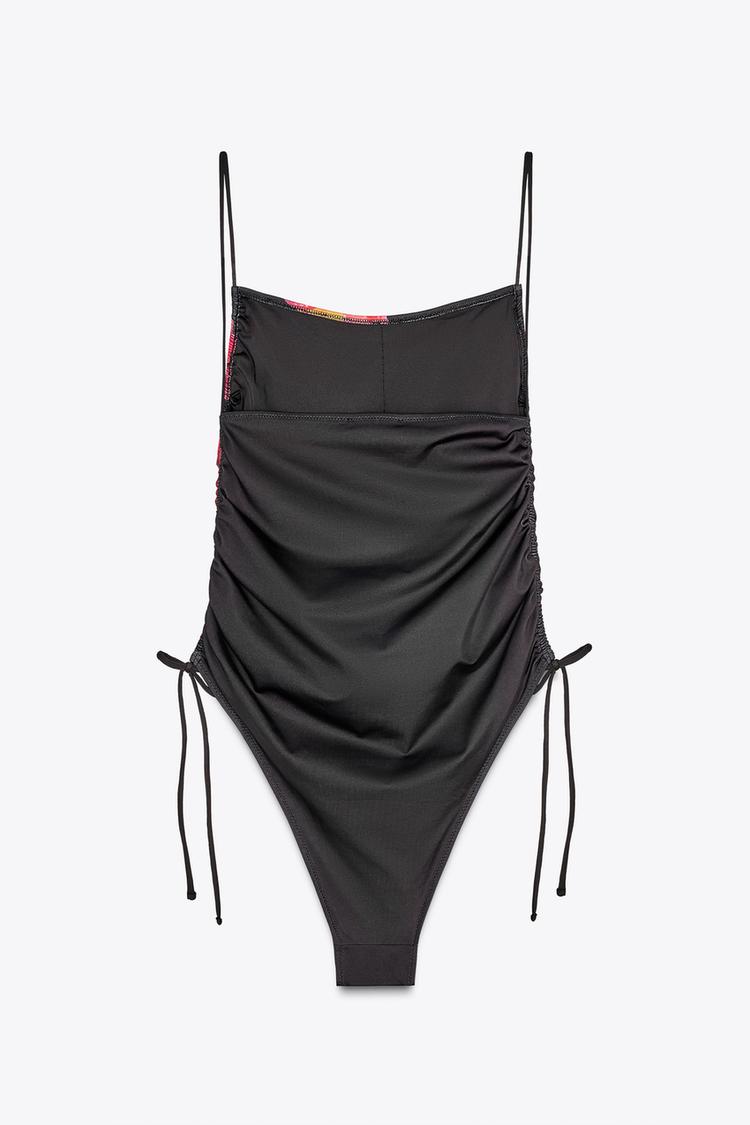 MAILLOT DE BAIN AVEC IMPRIMÉ À FLEURS