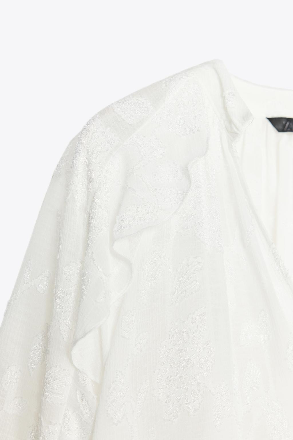 CHEMISE À VOLANTS