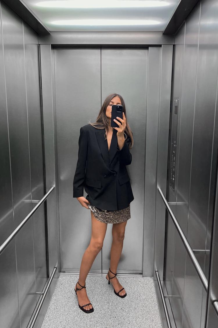 VESTE À BOUTONNAGE CROISÉ
