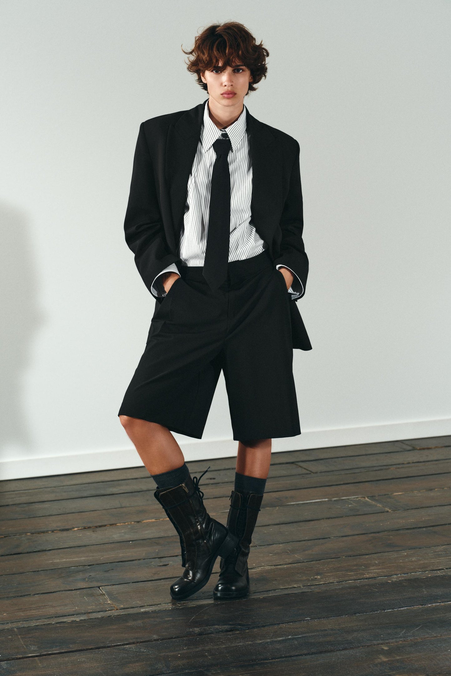 CHEMISE EN POPELINE AVEC CRAVATE