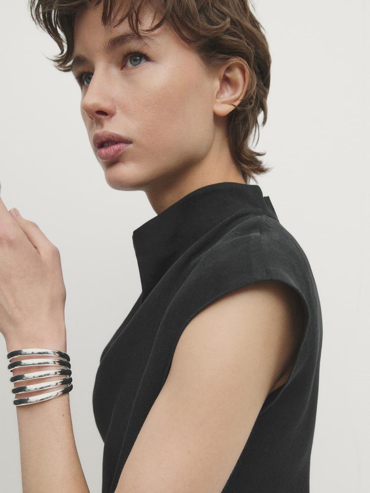 TOP EN RAMIE À COL DRAPÉ MASSIMO DUTTI