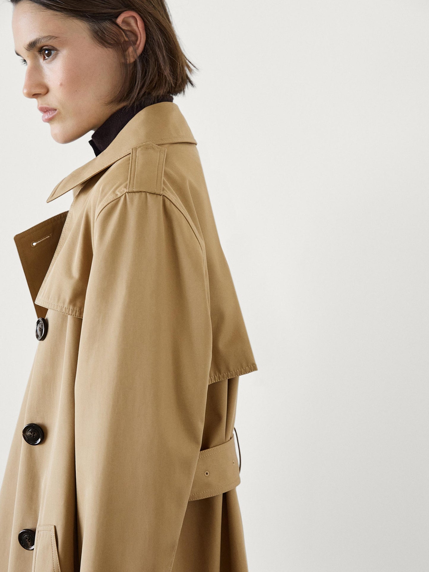 TRENCH AVEC CEINTURE MASSIMO DUTTI