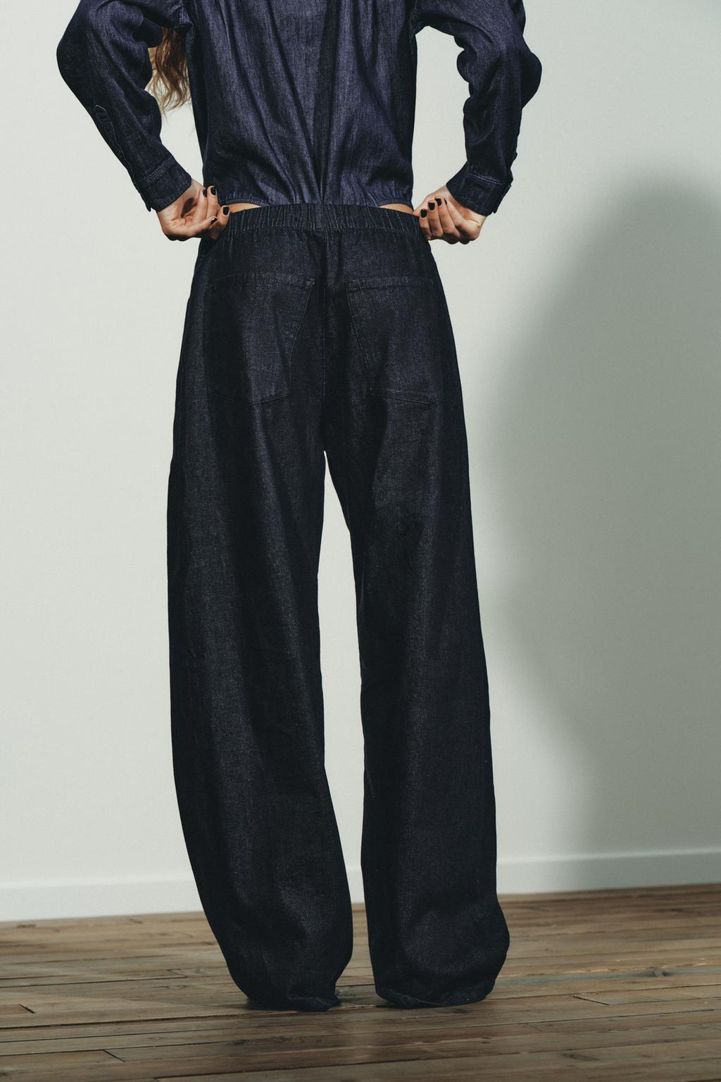 PANTALON EFFET DENIM À PLIS