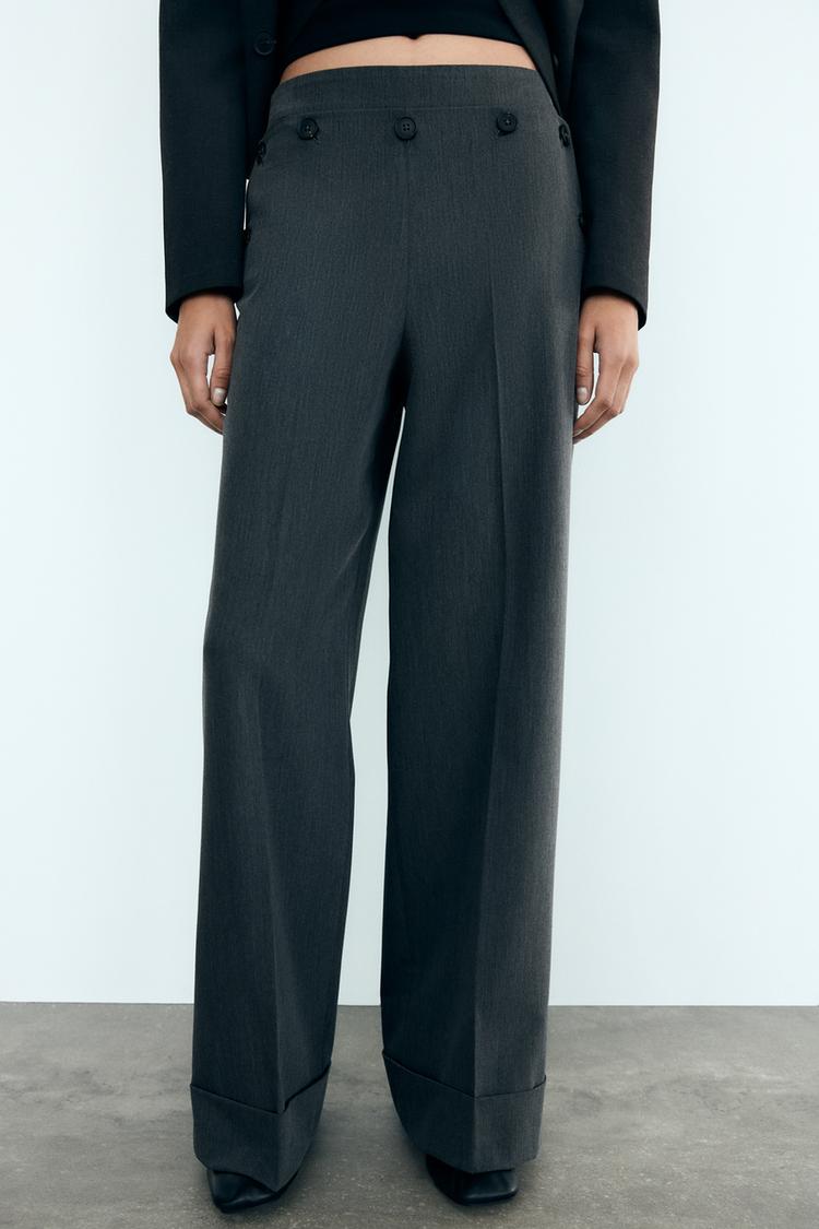 PANTALON À BOUTONS