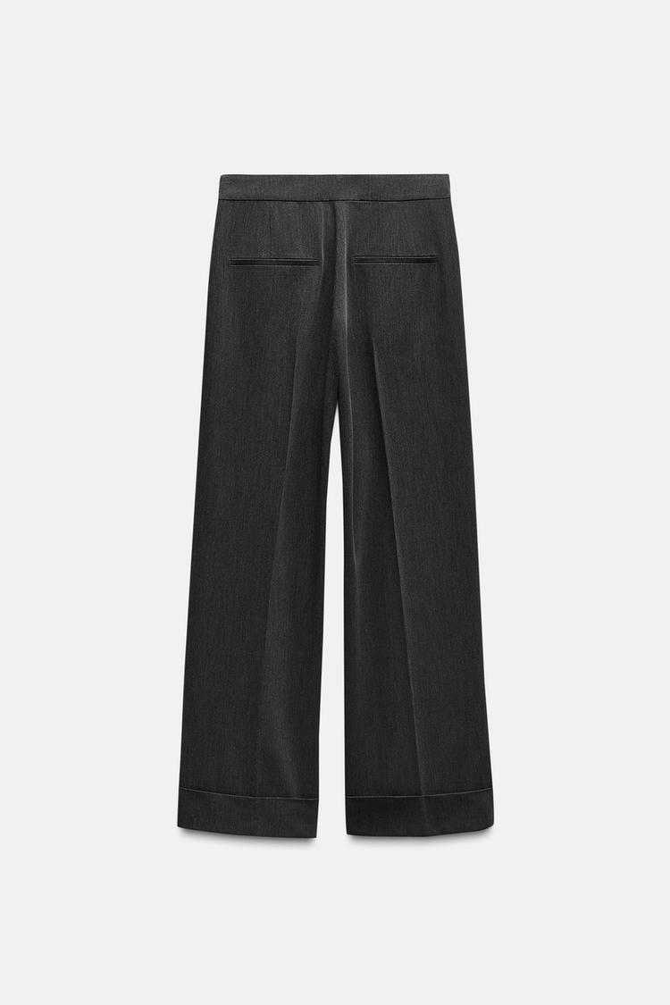 PANTALON À BOUTONS