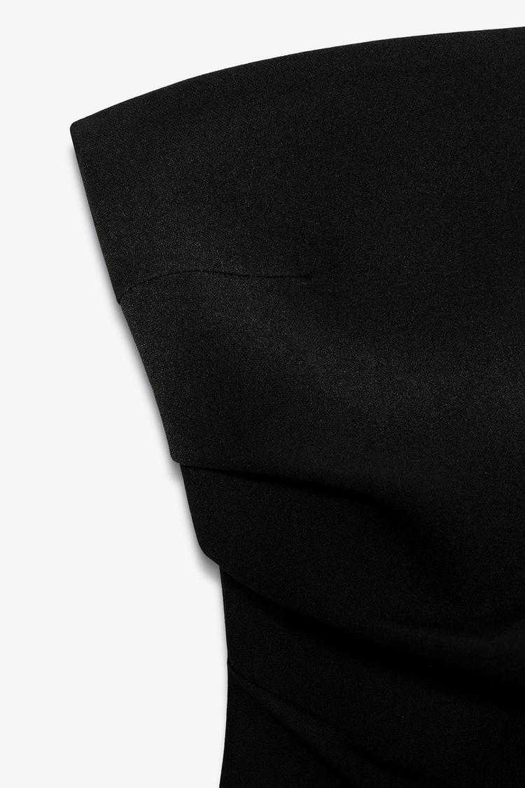 PLEATED STRAPLESS TOP