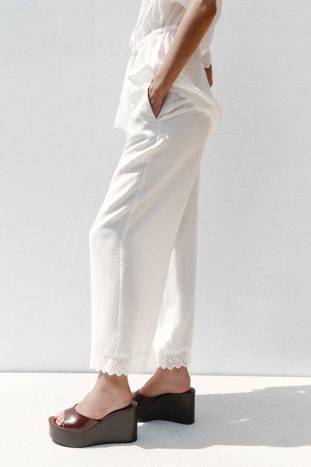 PANTALON AVEC RAMIE ET DENTELLE EN BAS