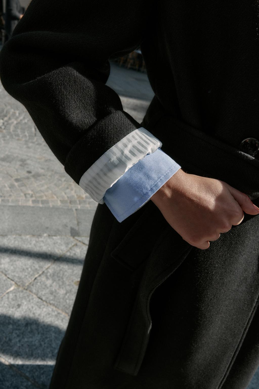 MANTEAU LONG CEINTURÉ AVEC LAINE