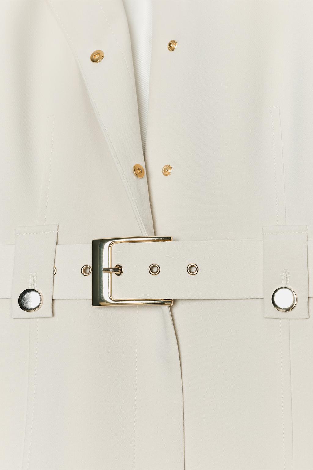 BLAZER TAILLÉE CEINTURÉE
