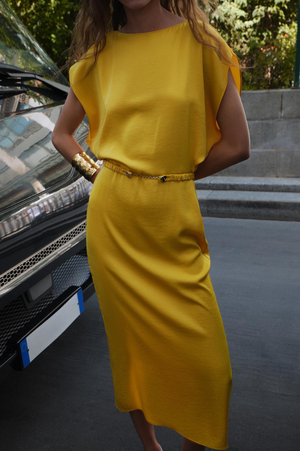 ROBE MIDI SATINÉE CEINTURE