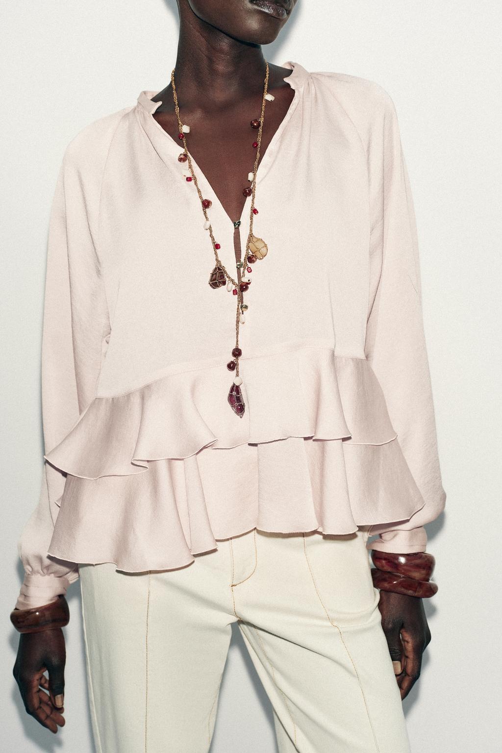 BLOUSE À VOLANTS