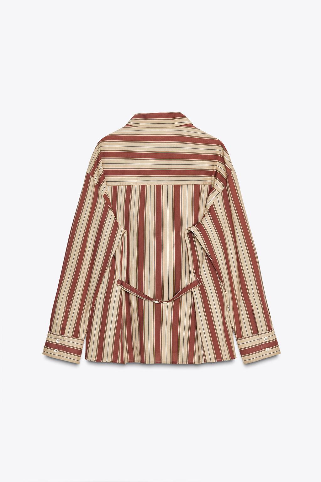 CHEMISE RAYÉE AVEC PATTE AU DOS