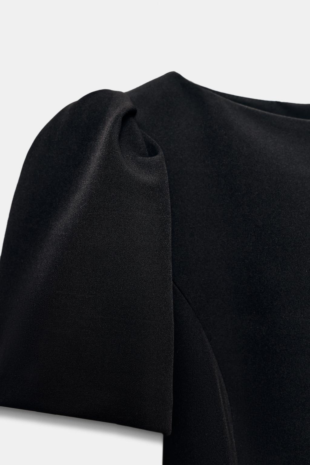 ROBE COURTE PLIS ET POCHES