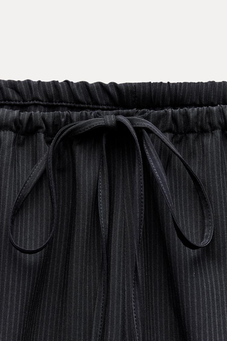 ENSEMBLE TOP DRAPÉE | PANTALON LARGE À RAYURES ZW COLLECTION