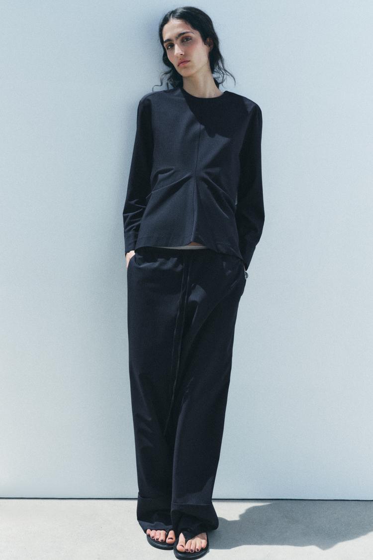 ENSEMBLE TOP DRAPÉE | PANTALON LARGE À RAYURES ZW COLLECTION