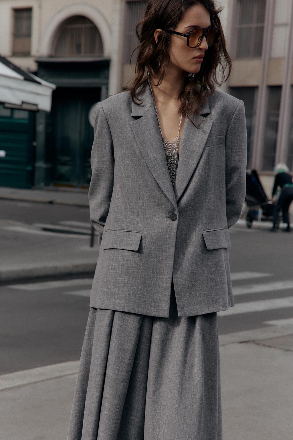 BLAZER À CHEVRONS AVEC ÉPAULETTES