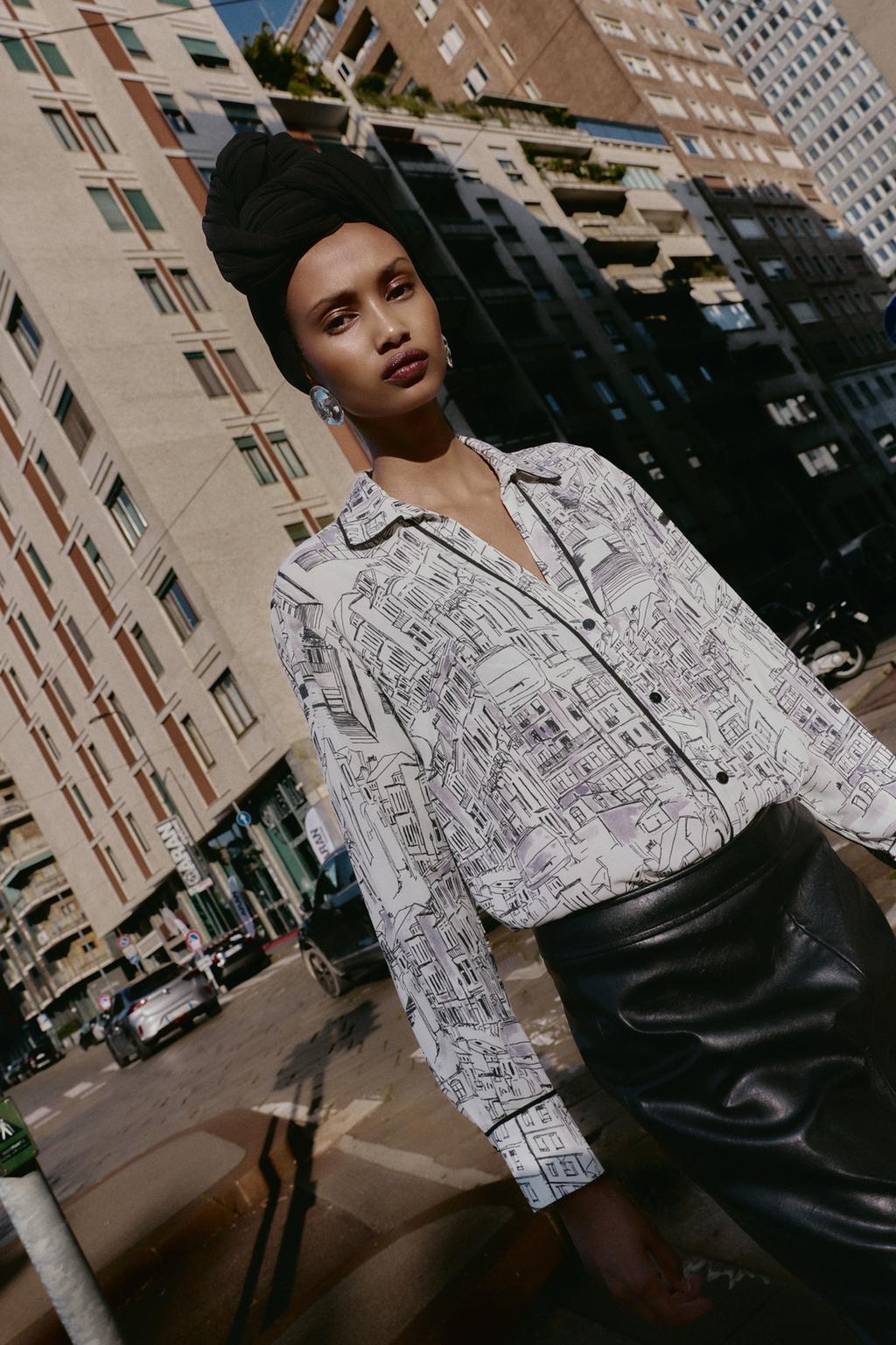 BLOUSE IMPRIMÉE AVEC LISERÉS