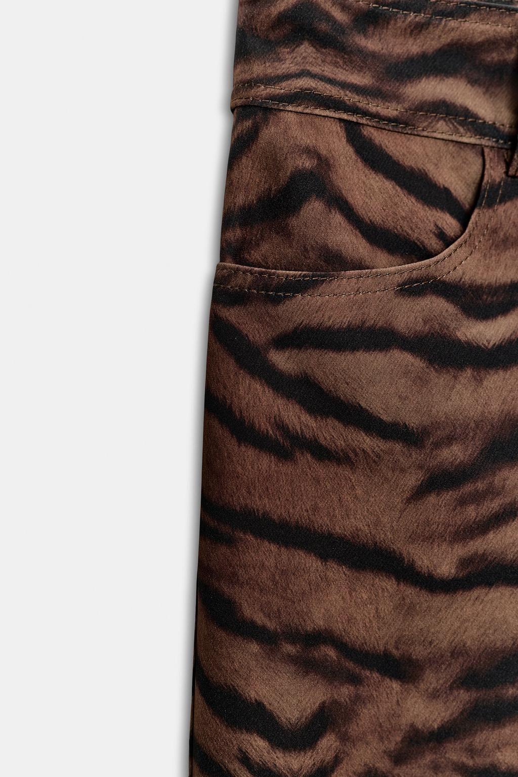 PANTALON BARREL IMPRIMÉ ANIMAL