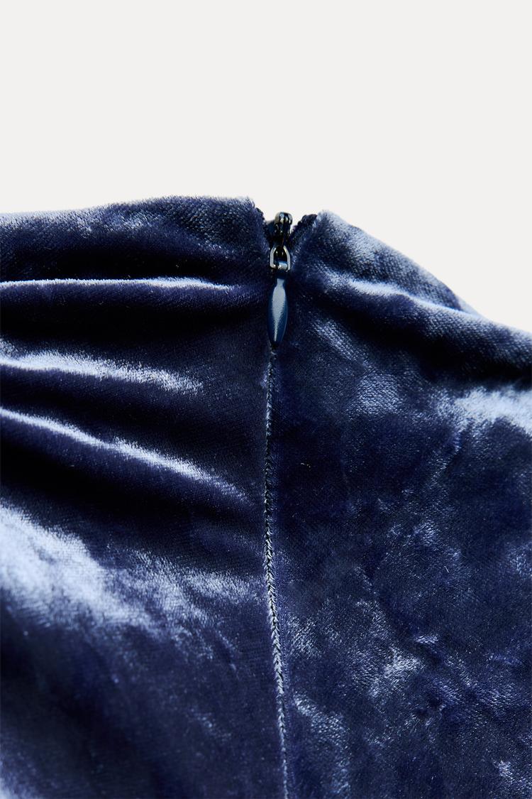ROBE MI-LONGUE DRAPÉE EN VELOURS