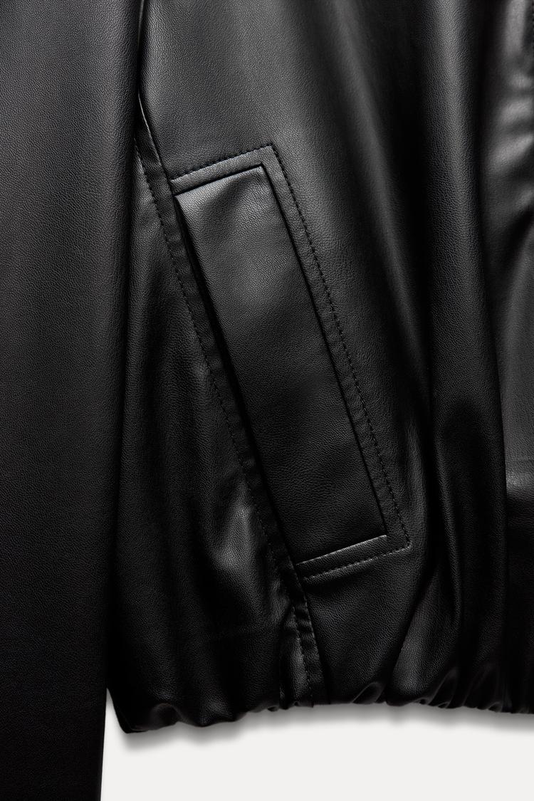 BLOUSON À COL MONTANT EN CUIR SYNTHÉTIQUE