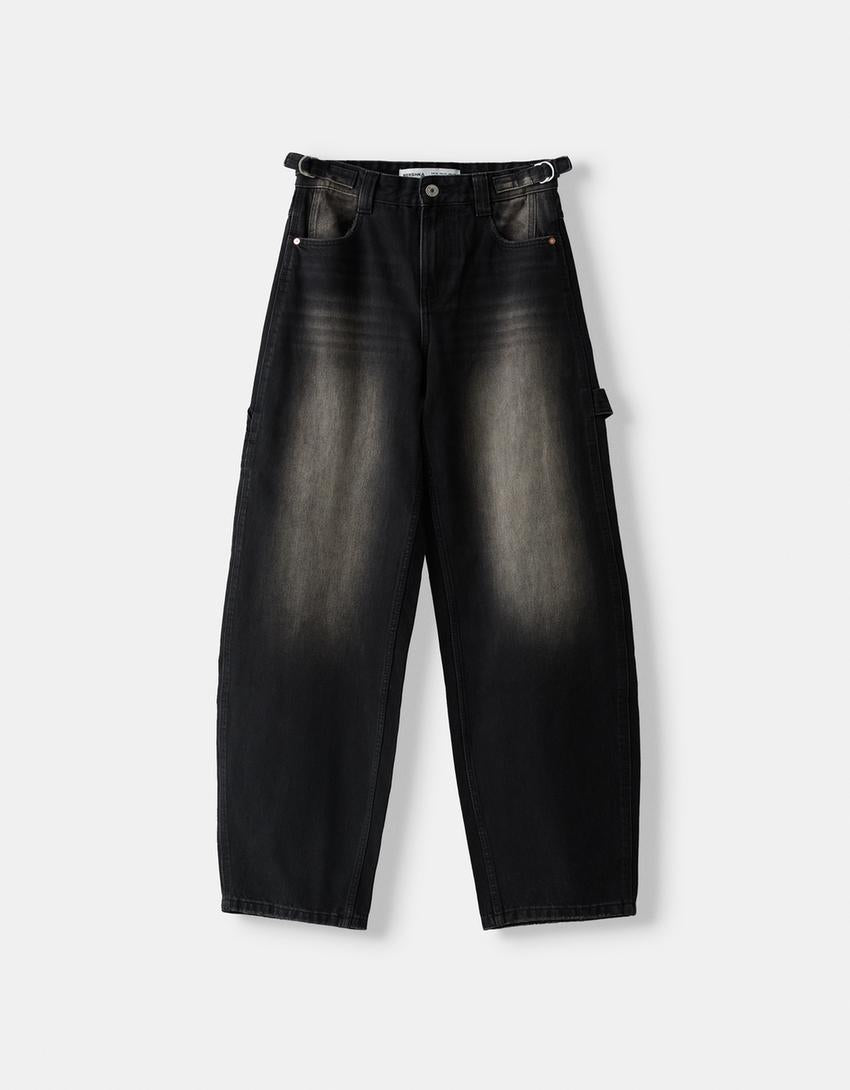 ADJUSTABLE BALLOON FIT CARPENTER JEANS BERSHKA