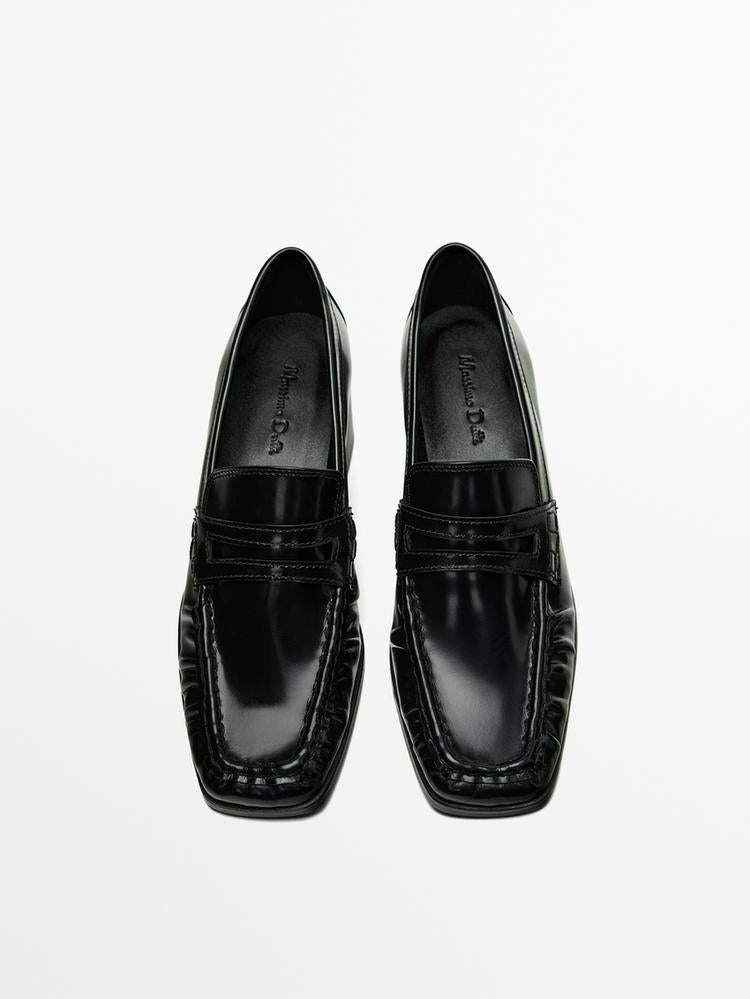 MASSIMO DUTTI MOCASSINS À TALON ET BOUT CARRÉ