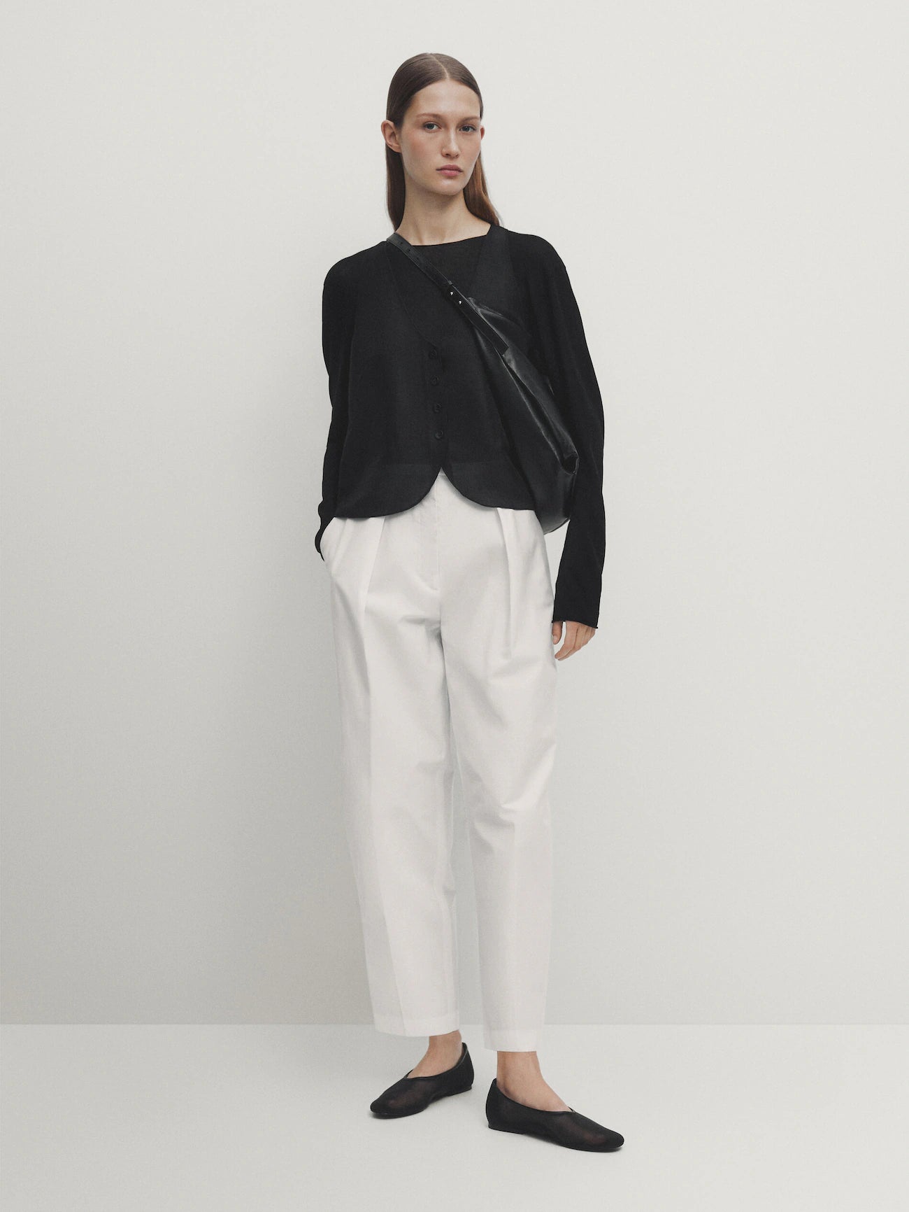 PANTALON BARRELL EN MÉLANGE DE COTON MASSIMO DUTTI