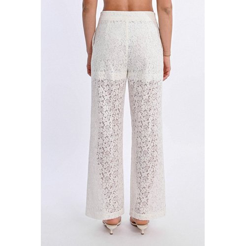 ENSEMBLE BLAZER | PANTALON EN DENTELLE AVEC ÉPAULETTES