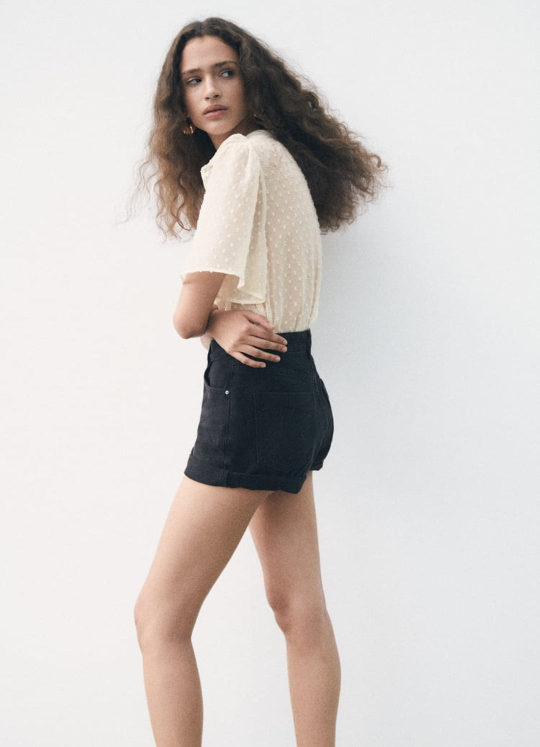 BLOUSE EN PLUMETIS À VOLANTS