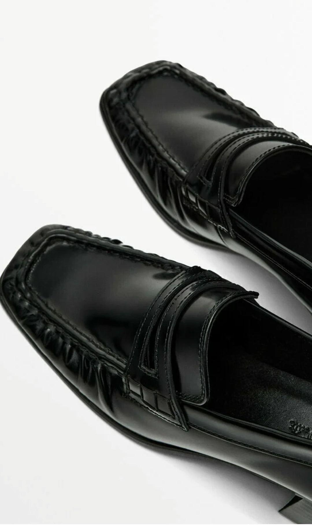 MASSIMO DUTTI MOCASSINS À TALON ET BOUT CARRÉ