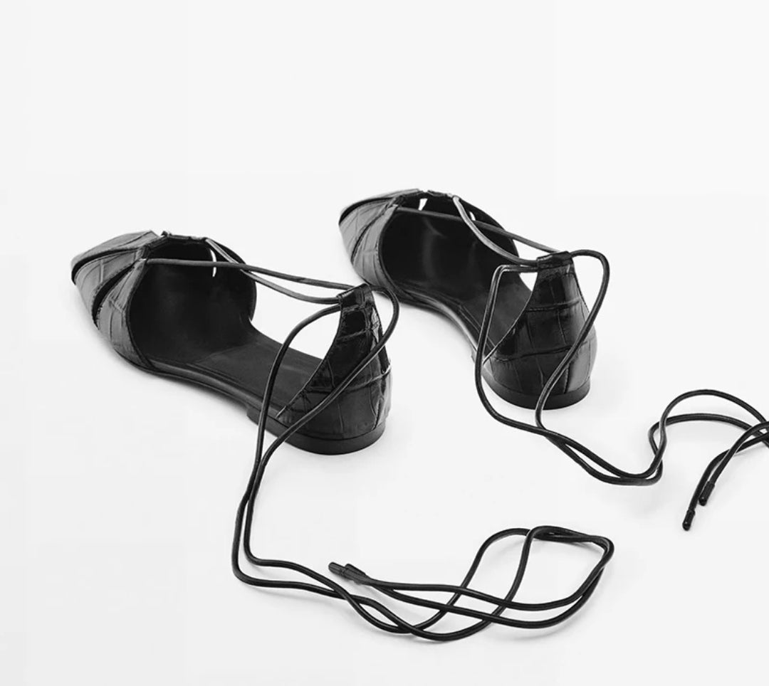 MASSIMO DUTTI CHAUSSURES EN CUIR À LACETS