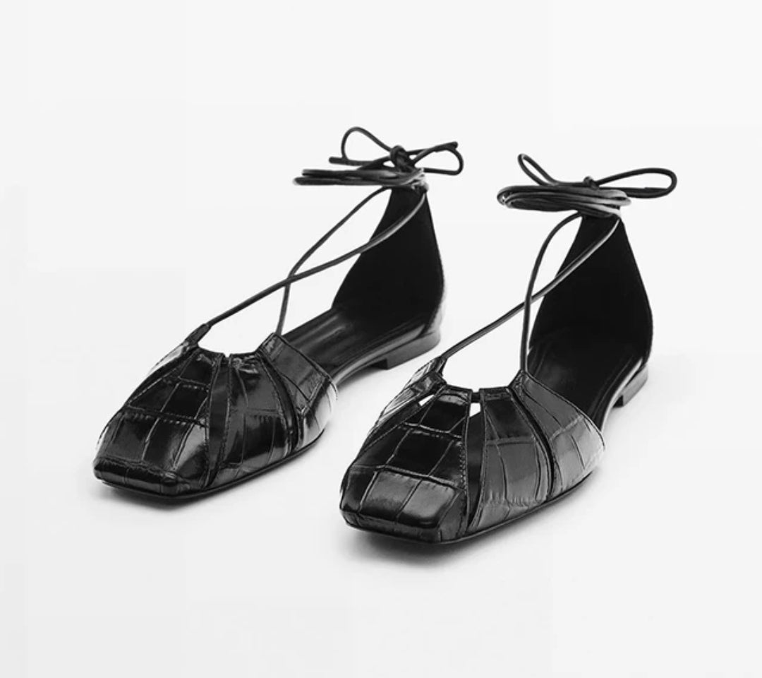 MASSIMO DUTTI CHAUSSURES EN CUIR À LACETS