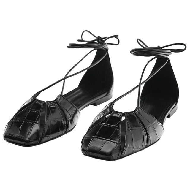 MASSIMO DUTTI CHAUSSURES EN CUIR À LACETS