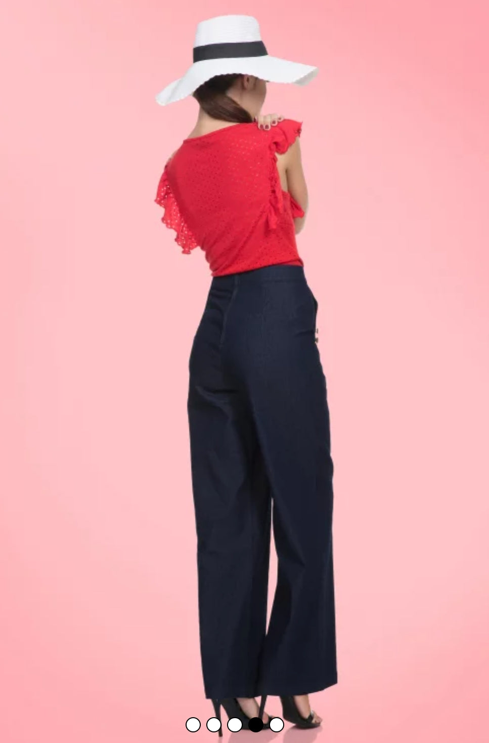 COLLECTIFLONDON KIKI-LEA HIGH WAISTED JEANS IN BLACK