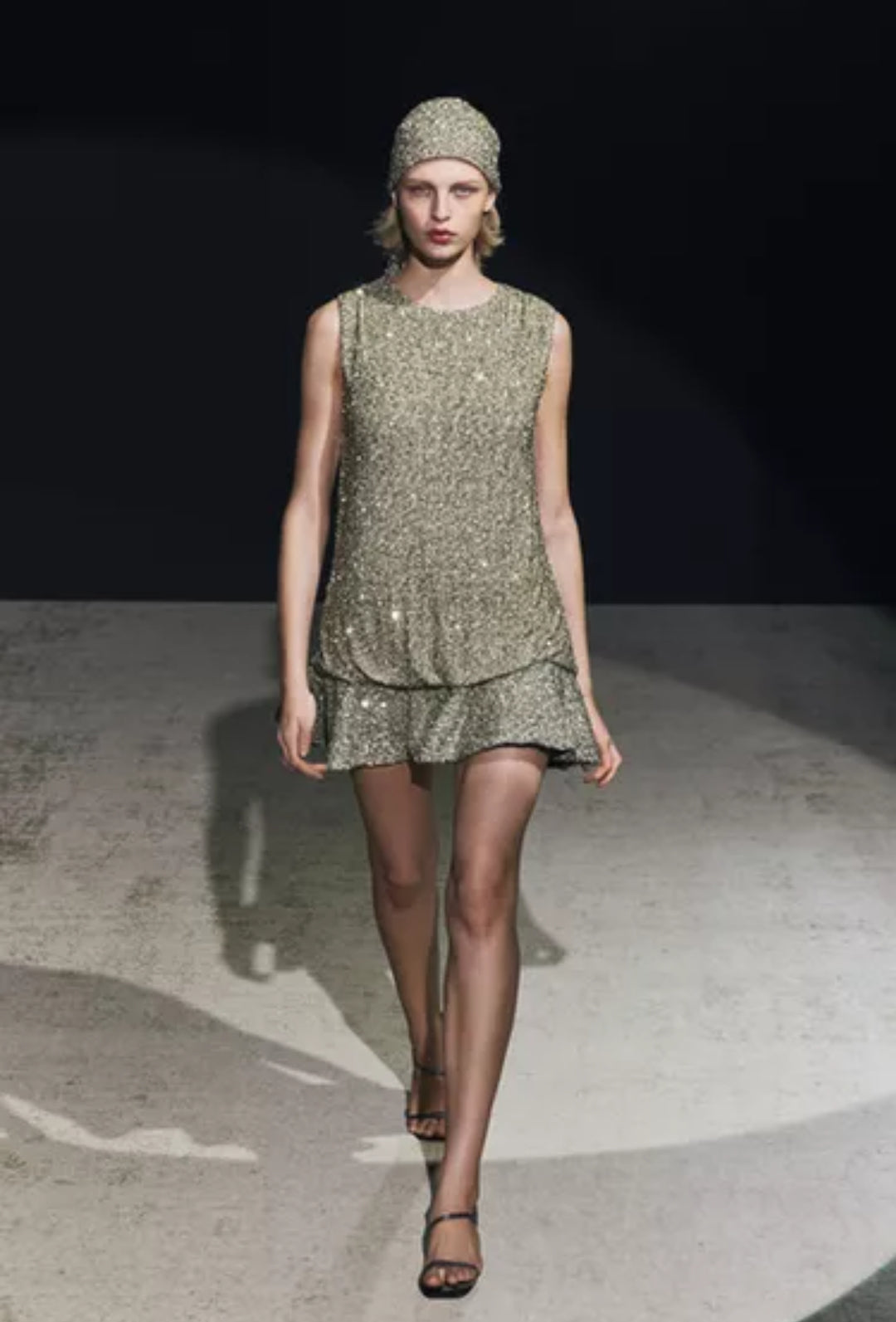 ROBE À SEQUINS SANS TURBAN COLLECTION ZW