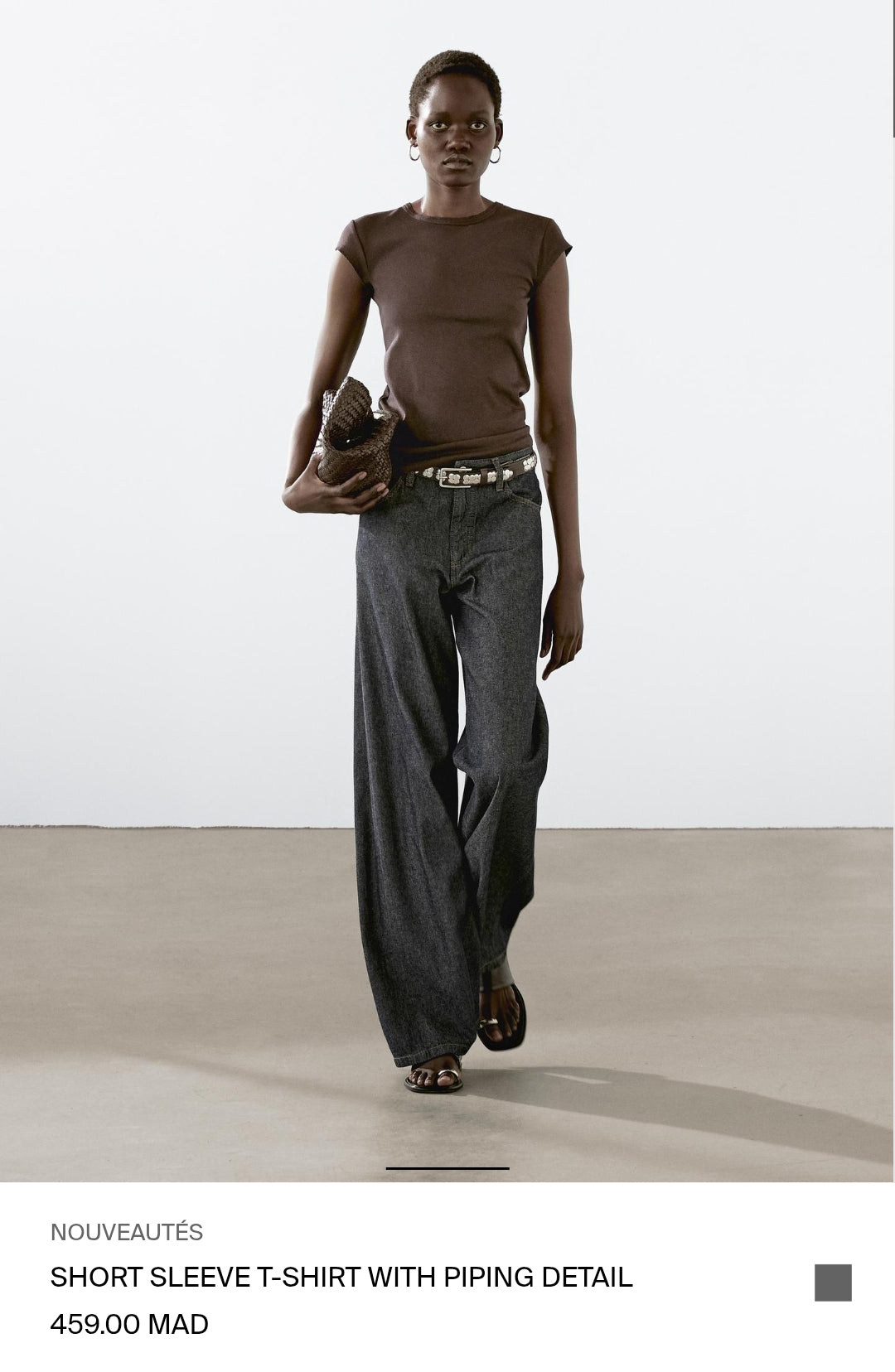 SHORT SLEEVE T-SHIRT WITH PIPING DETAIL