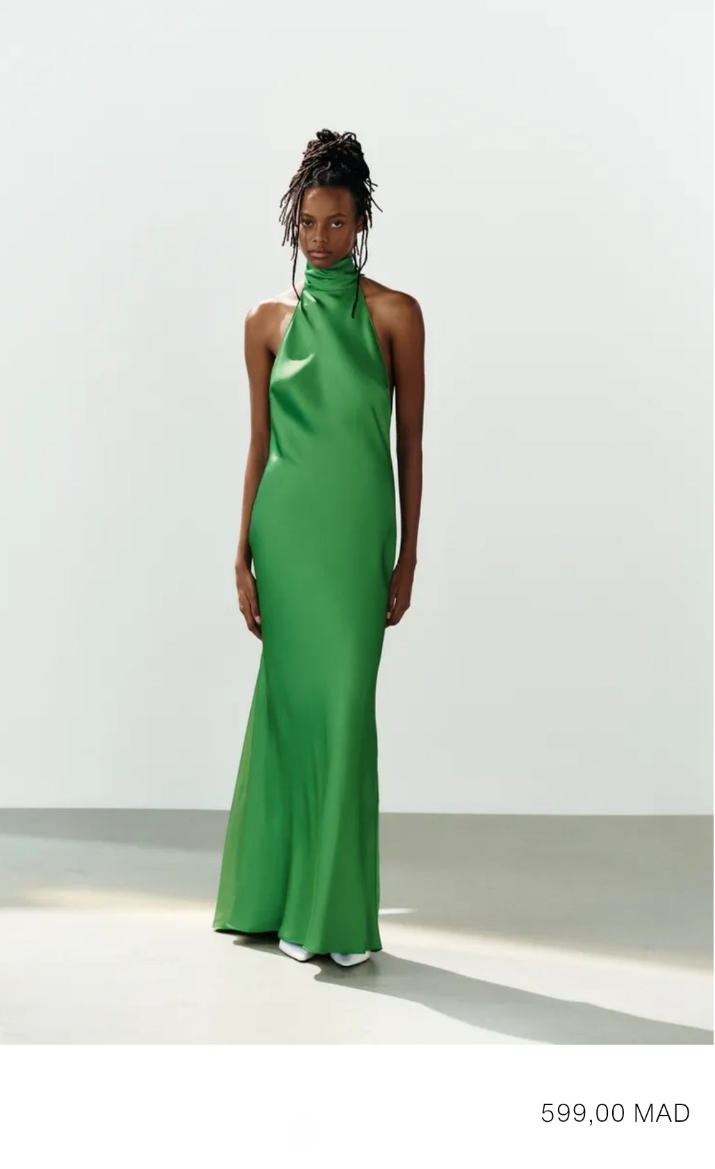 ROBE LONGUE SATINÉE À NŒUD